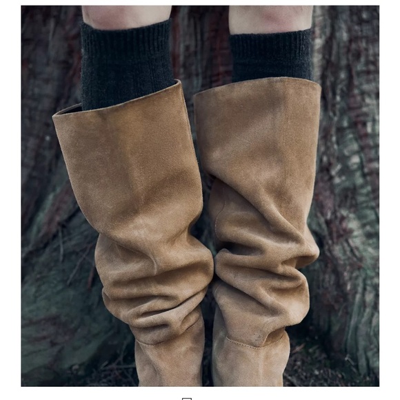 NWT ZARA 100% COW Boots size USA 7.5 38
USA 8 49
🚨FINAL PRICE NO ACCEPT OFFER - Picture 8 of 16